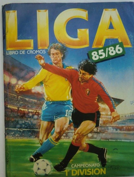 Álbum antiguo de cromos de la liga de fútbol